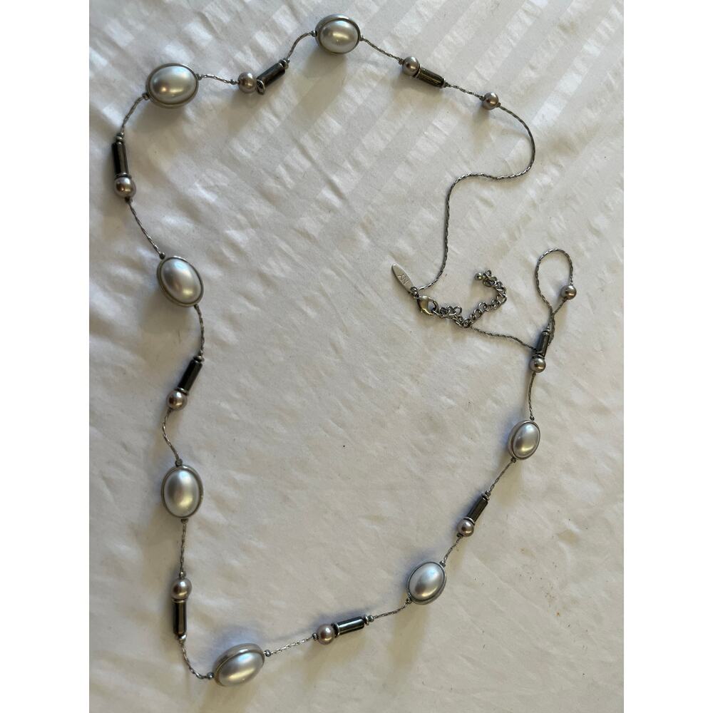 New York & Company Faux Pearl Station Necklace Gunmetal Hematite Tone Long NY